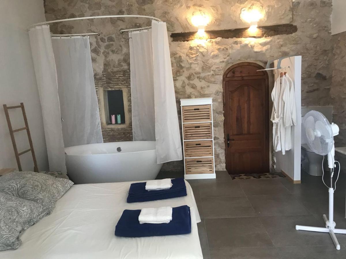 Suite Independiente De 45 M2 Con Banera En Pleno Casco Viejo Altea Luaran gambar