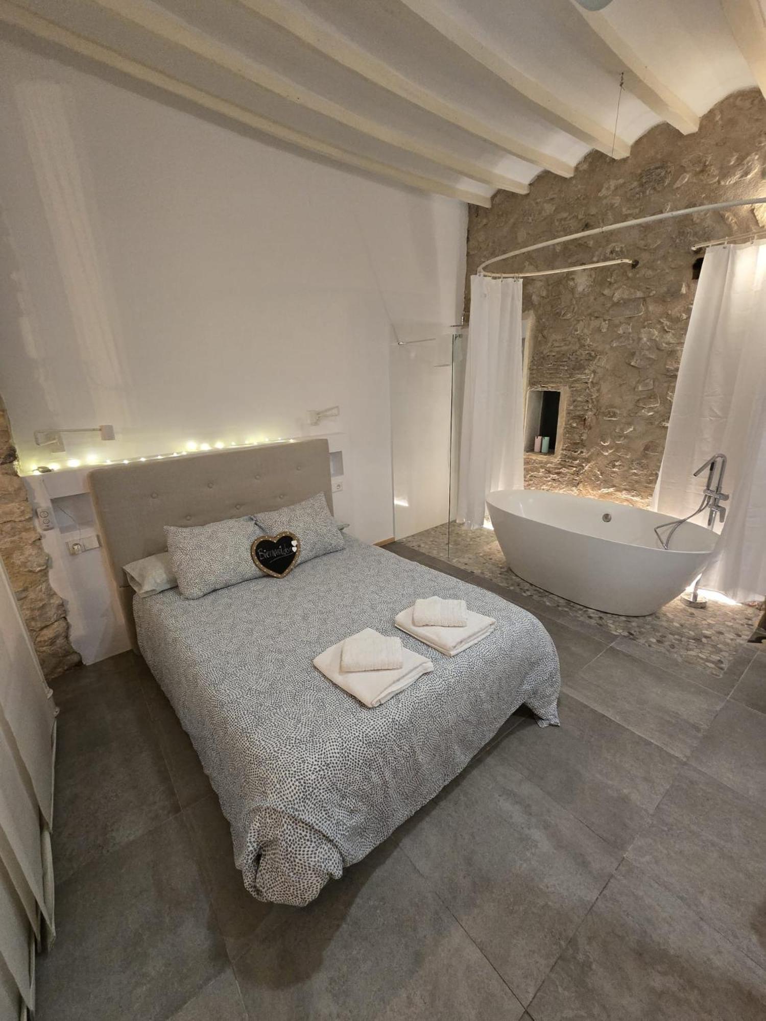 Suite Independiente De 45 M2 Con Banera En Pleno Casco Viejo Altea Luaran gambar