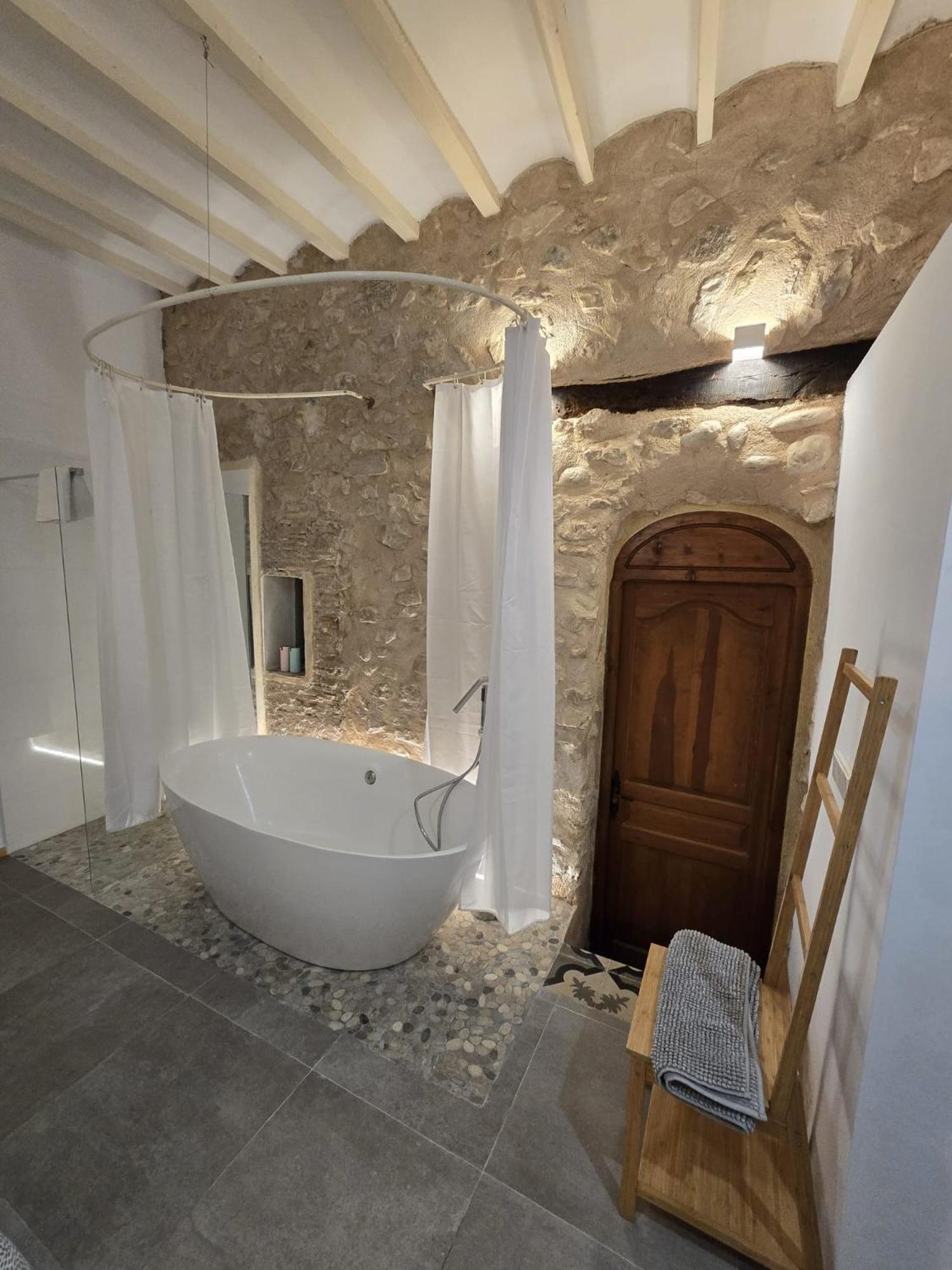 Suite Independiente De 45 M2 Con Banera En Pleno Casco Viejo Altea Luaran gambar